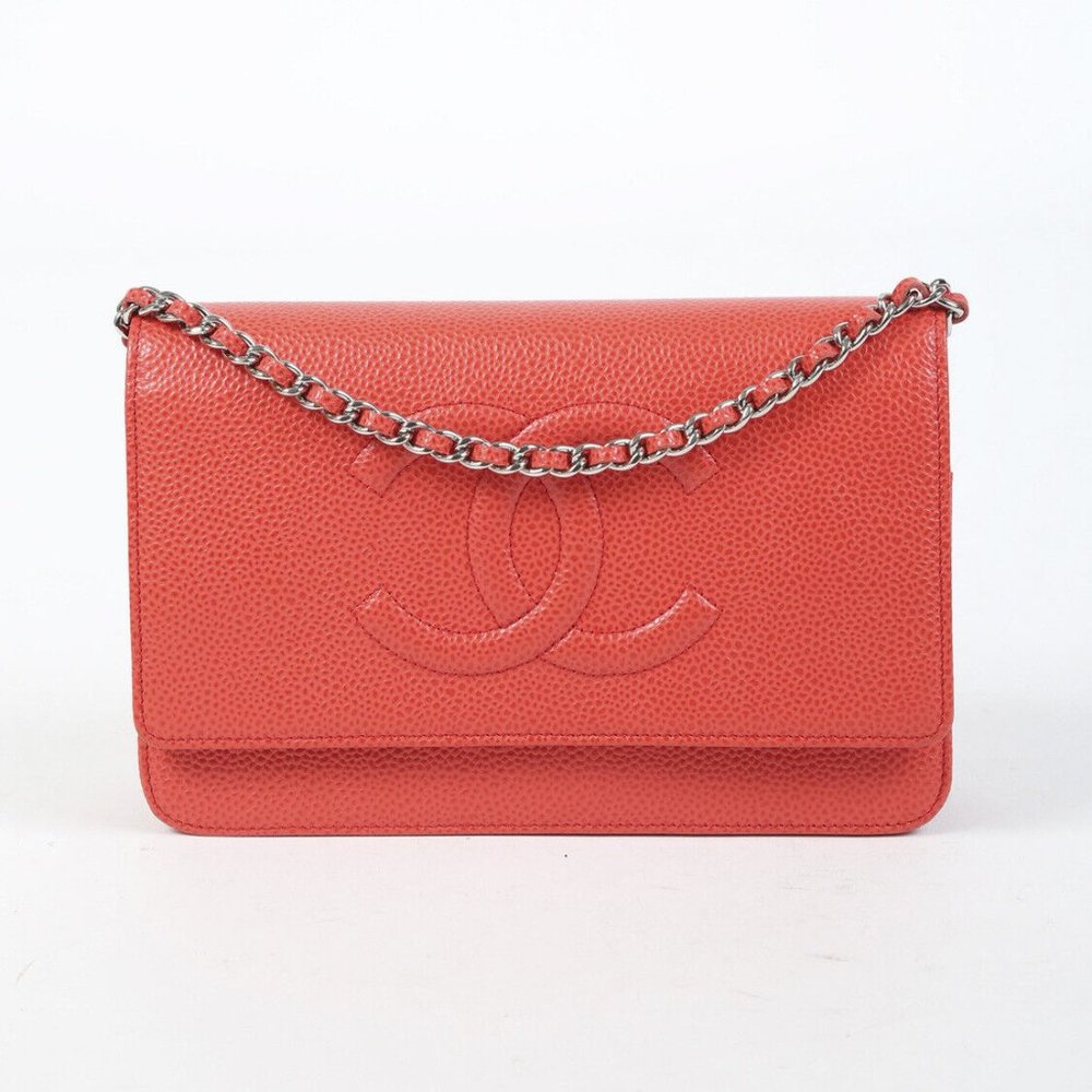 Wallet on Chain Caviar Leather Red Crossbody Bag